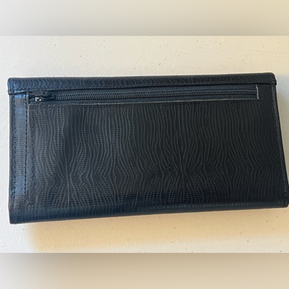 Oggi Domoni Cowhide wallets Gold detail - Picture 10 of 13